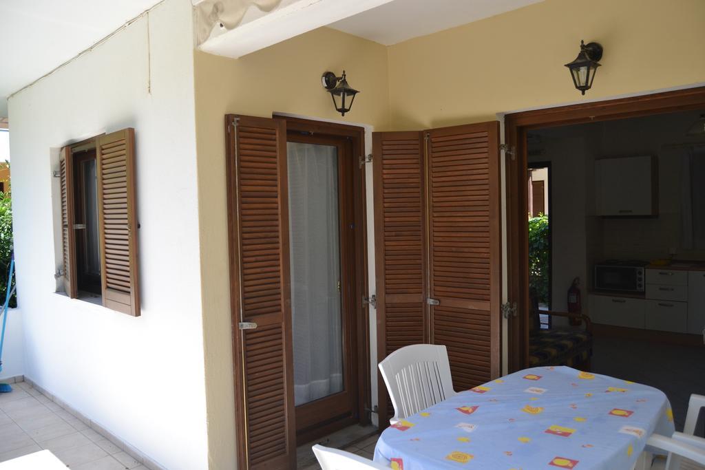 House Anna Apartment Nikiti  Bagian luar foto