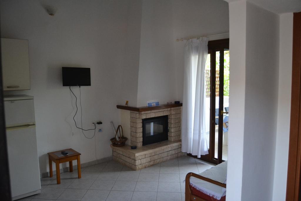 House Anna Apartment Nikiti  Bagian luar foto